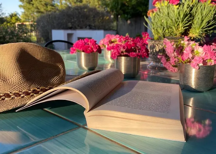 לינה וארוחת בוקר Casa Solares