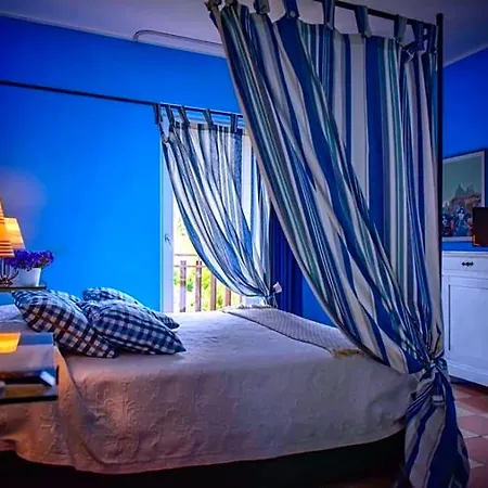 Casa Solares Bed & Breakfast 4*