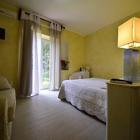 Casa Solares 4* Solfara Mare