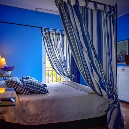 Casa Solares 4*