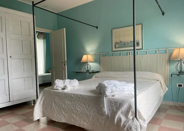 Casa Solares Alojamento de Acomodação e Pequeno-almoço Solfara Mare